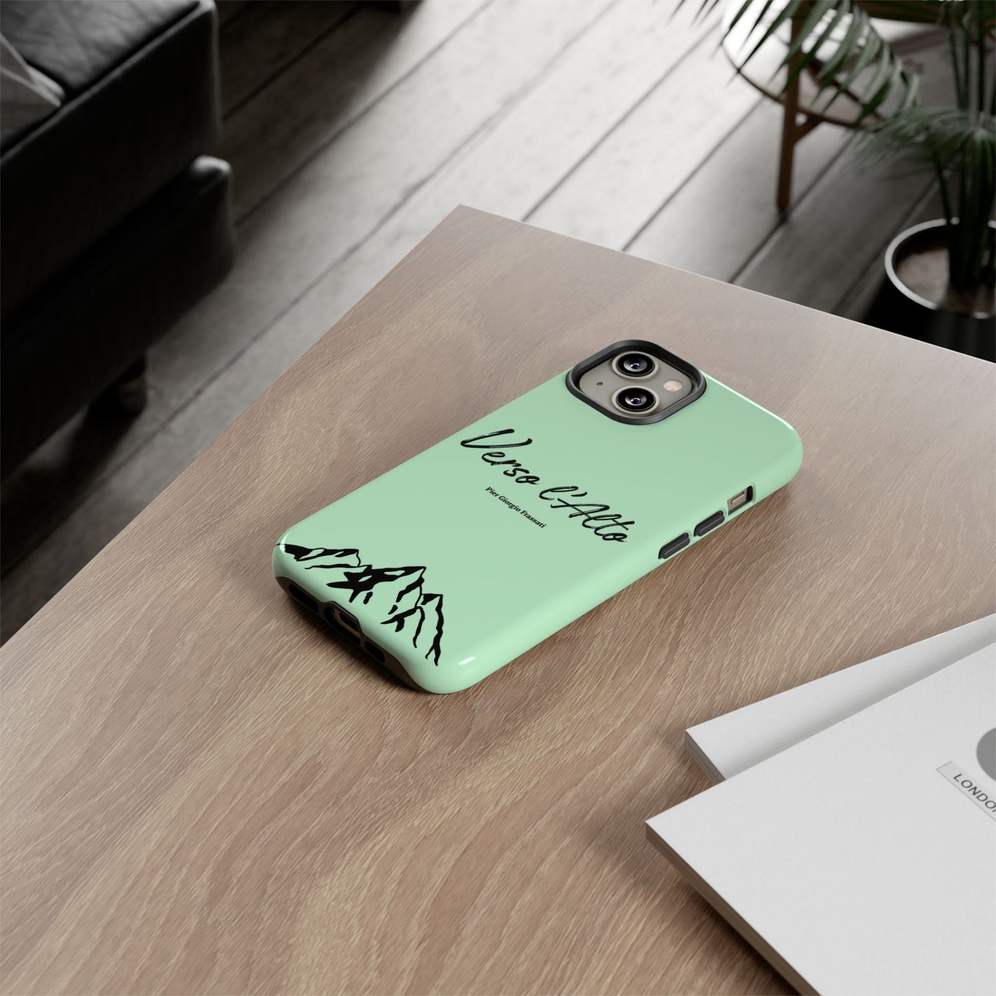Mint Green Mountain Adventure Phone Case - Stylish Verso l'Alto Phone Protection