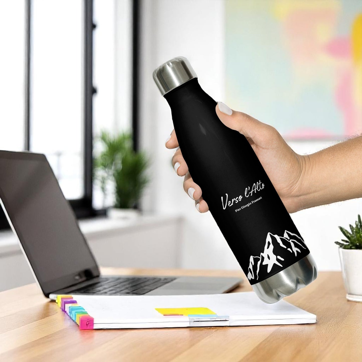 Verso l'Alto Black Stainless Steel Water Bottle - 17oz Insulated | Pier Giorgio Frassati Bottle