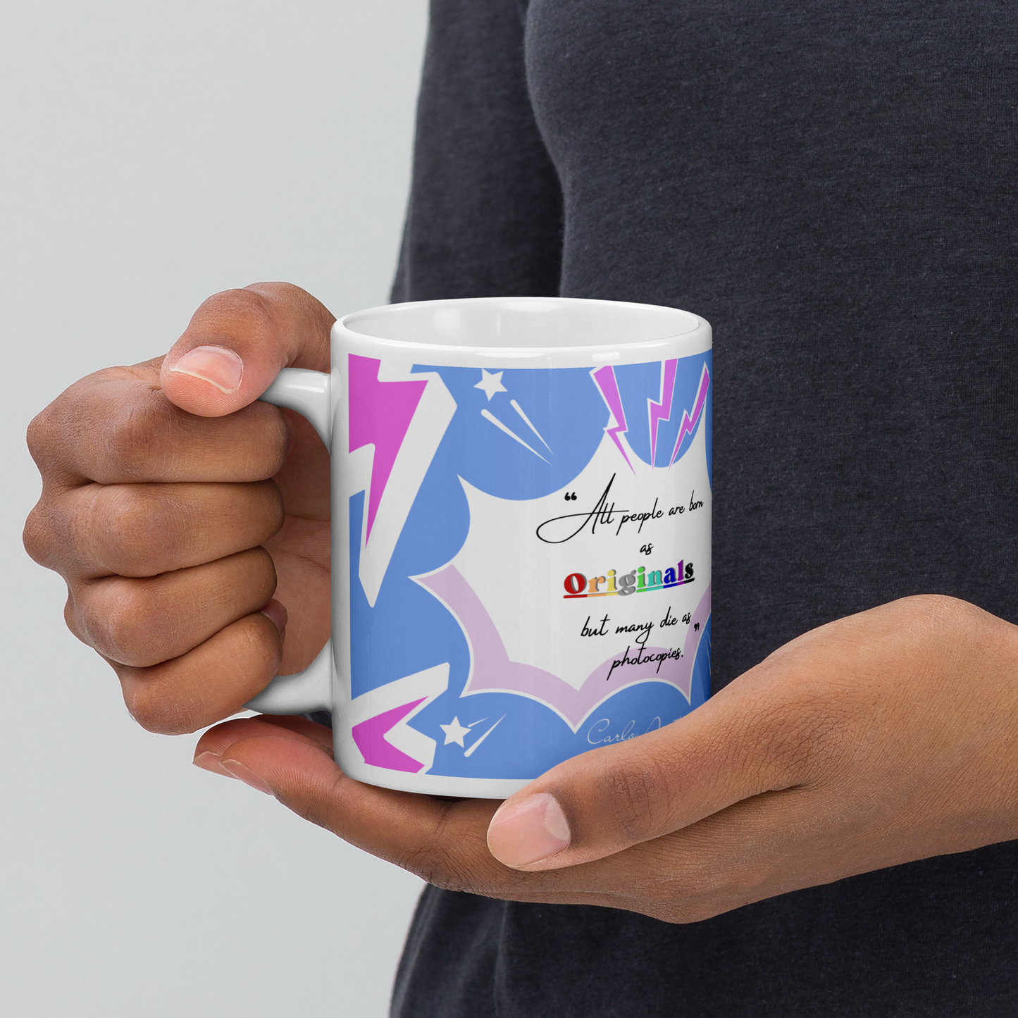 Carlo Acutis Christian Pop Mug (Bleu-Rose) - Droitier | Tasse à café catho inspirante – 11oz/15oz
