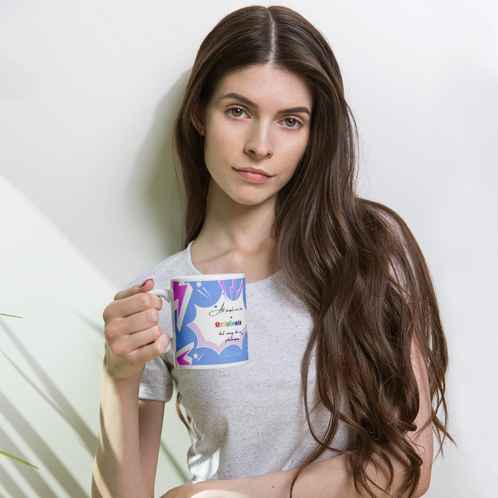 Carlo Acutis Christian Pop Mug (Bleu-Rose) - Droitier | Tasse à café catho inspirante – 11oz/15oz