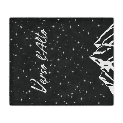 Verso l’Alto Cozy Minky Blanket – Starry Mountain Inspirational Throw (Black)