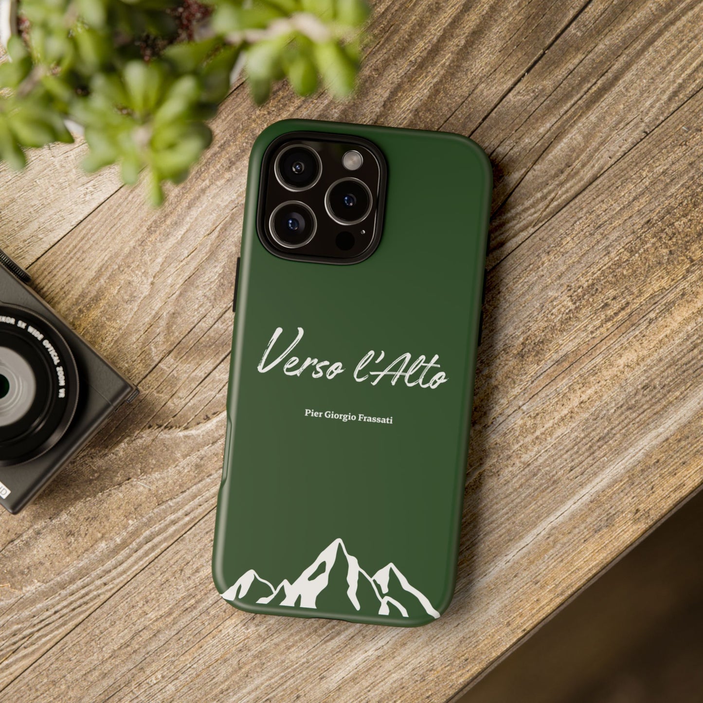 Vert Sapin Mountain Adventure Phone Case - Stylish Verso l'Alto Phone Protection