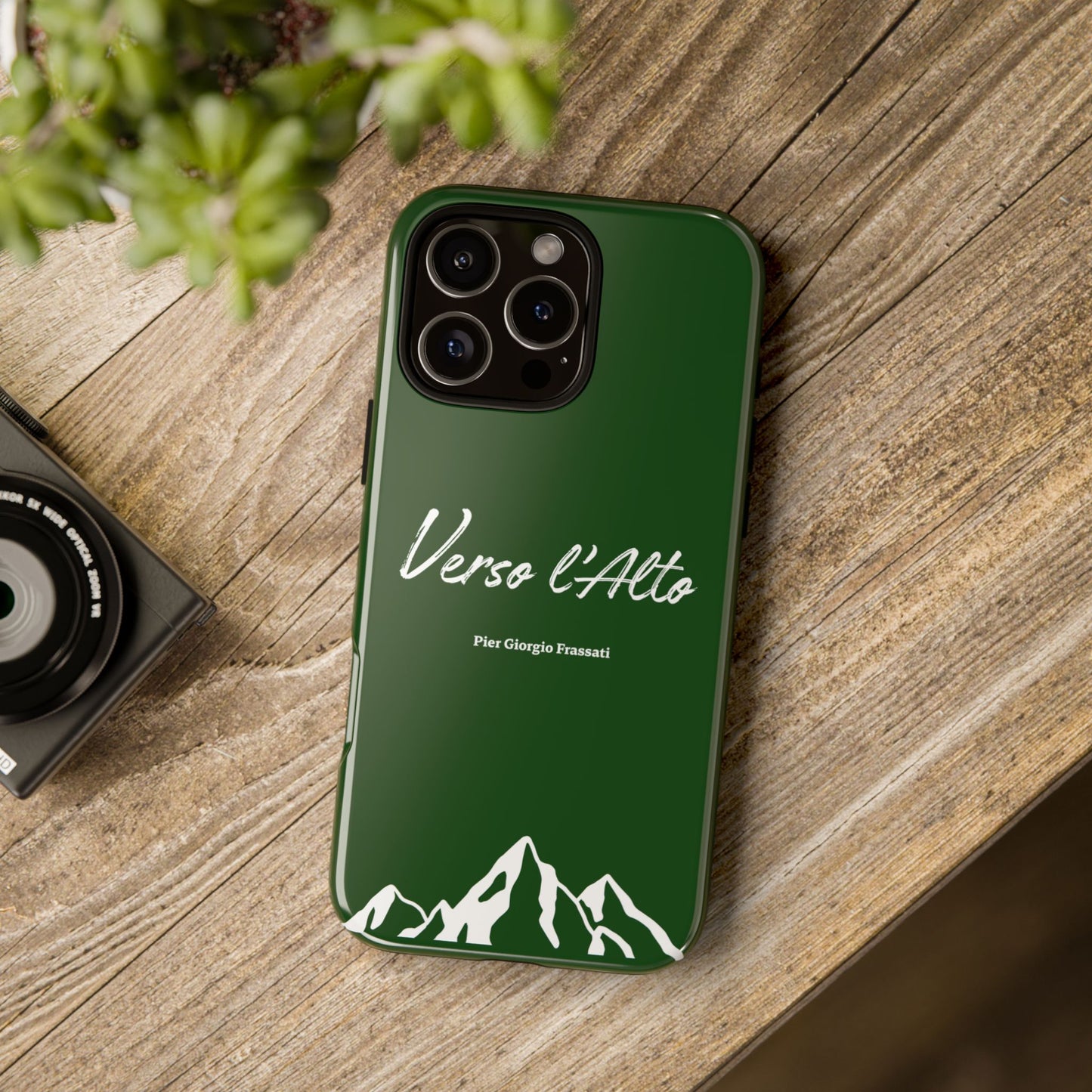 Vert Sapin Mountain Adventure Phone Case - Stylish Verso l'Alto Phone Protection